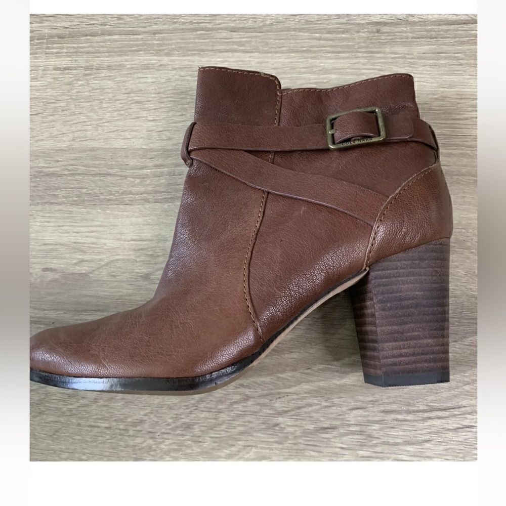 Cole Haan- Brown Leather Grand OS Heeled Ankle Boots with Zip Sized, Size 7.5